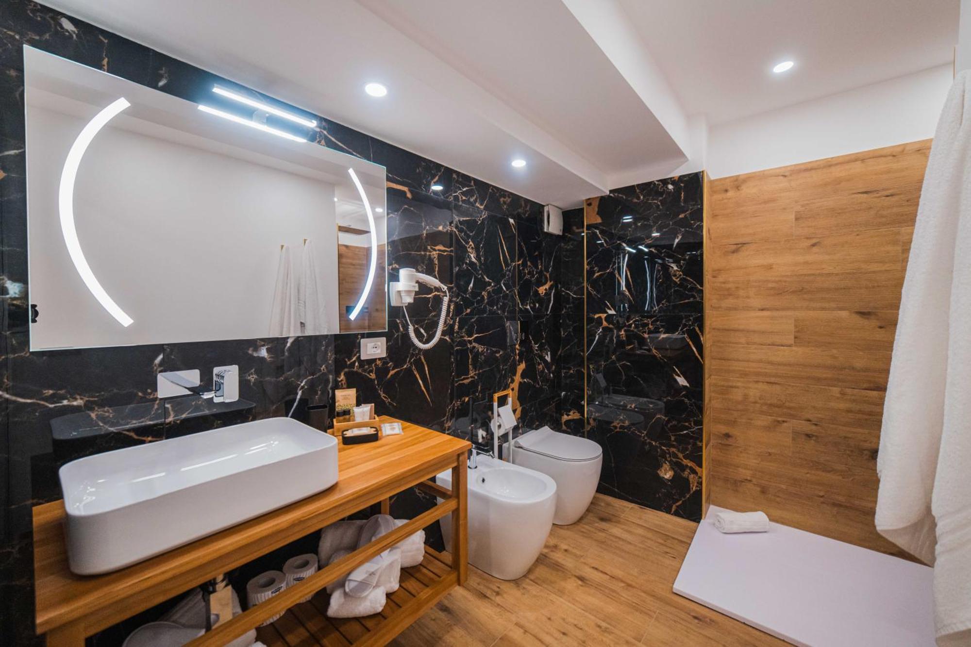 Humboldt Luxury Apartment & Rooms Taormina Buitenkant foto